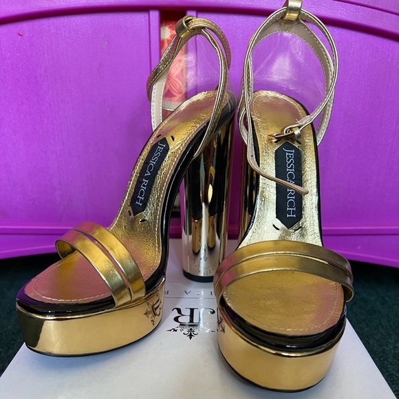 Jessica Rich Platform Sandal🔥 - Picture 2 of 9